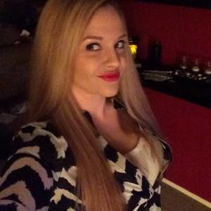 Meet your Posher, Jessica a